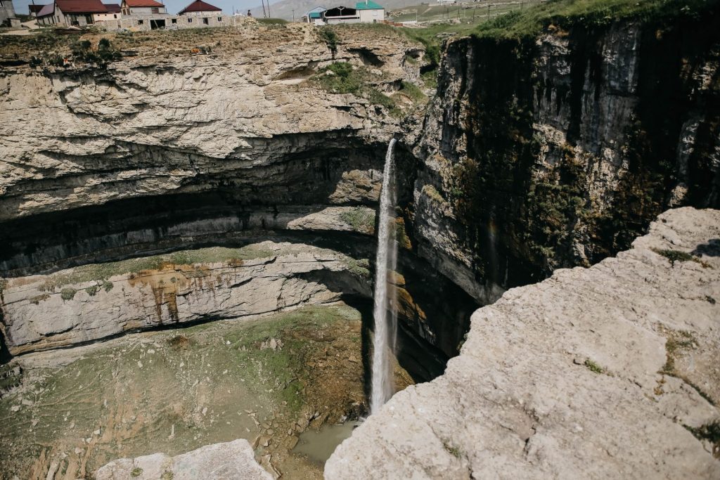 Кавказский хребет в Дагестане, горы Дагестана, республика Дагестан, туры в Дагестан, Авторский тур в Дагестан, тур в Дагестан от Inrussiatoday, Водопад Тобот