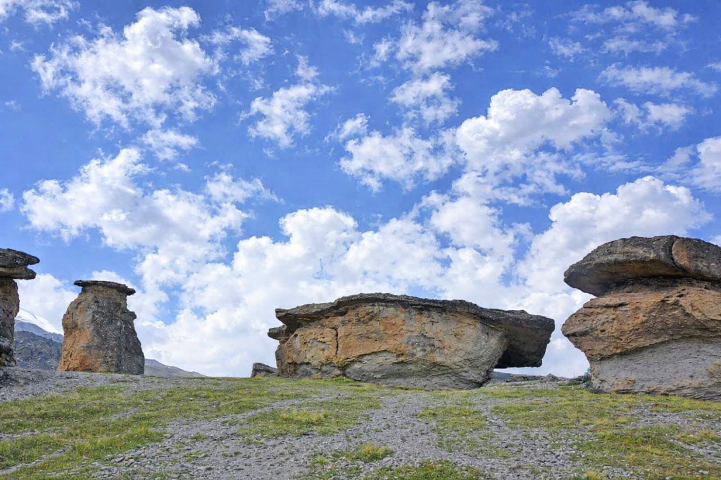 Каменные грибы, тур в Джилы-су